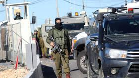 إعلام إسرائيلي: إطلاق النار على فلسطيني قرب غوش عتصيون بزعم حيازته سكينا
