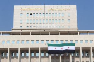 المركزي السوري يعمم بفتح سقوفات السحب من الحسابات الجارية والودائع