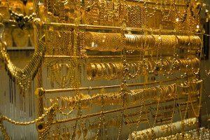 غرام الذهب في سوريا يتراجع بمقدار 25 ألف ليرة... والأونصة تنخفض لأقل من 50 مليون ليرة سورية