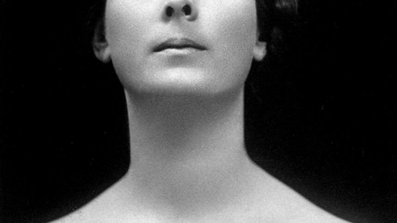 Isadora_Duncan_portrait_cropped.jpg