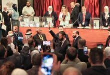 لا أحد أفضل من فخامته.. قصة رجل تعلم من الأخبار كيف تصنع المكانة