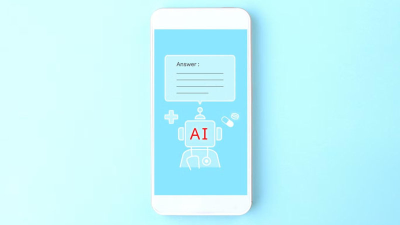 برنامج طبي يعمل بالذكاء الاصطناعي يقدم تشخيصاً عبر الهاتف الذكي (غيتي/آيستوك)