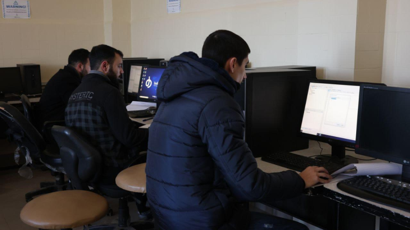 في جامعة حلب.. طلاب يدرسون التجربة .. ولا يعيشونها _ محمد العمر