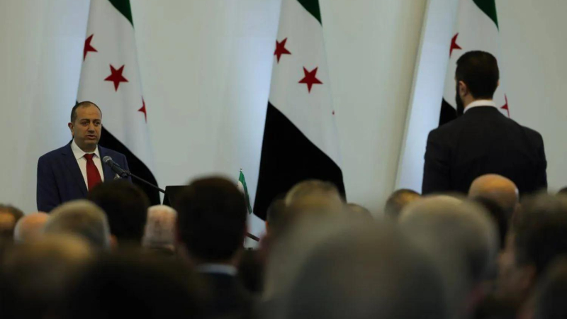 بعد رفض استقالته .. وزير الرياضة يعلن جلسة قريبة مع الشرع لبحث الهموم الرياضية