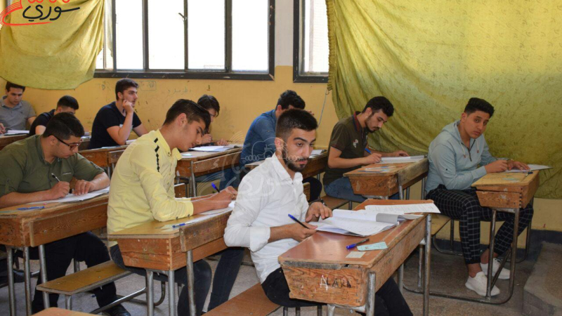 سلنغو ينسحب من امتحانات البكالوريا بسبب حذف أقوال القائد من المنهاج