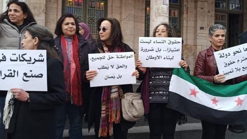 منشور توعوي من محافظة دمشق يثير جدل التنميط والإساءة للنساء