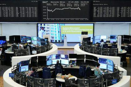الأسهم الأوروبية تسجل خسائر أسبوعية وسط مخاوف من استمرار التضخم