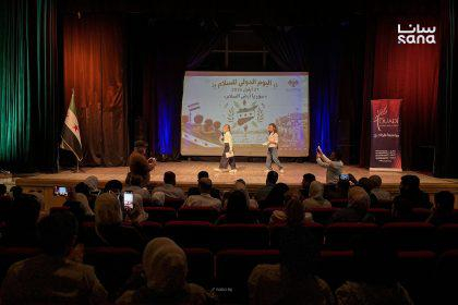 أطفال حلب يجسدون بالقصيدة والفن ملامح “سوريا أرض ‏السلام‎”‎