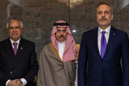 السعودية وتركيا وباكستان تبحث مساندة المملكة وفق اتفاقية مكة للدفاع المشترك