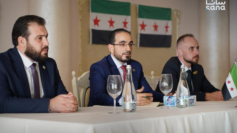 CBS00104 القائم بأعمال السفارة السورية في رومانيا يبحث أوضاع الجالية السورية