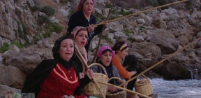 سوق الوهم السوري يفتح أبوابه للجميع