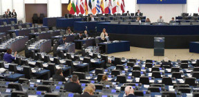 مساعٍ أوروبية لإحياء اتفاقية التعاون مع سوريا .. رفع الرسوم الجمركية عن البضائع السورية