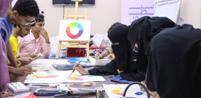 "أنغام وألوان من لحج" يعيد الحياة في جسد الفنون اليمنية