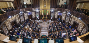 يوم برلماني طويل .. العواك رئيساً ومادونا بشارة تمثل النساء في هيئة الرئاسة