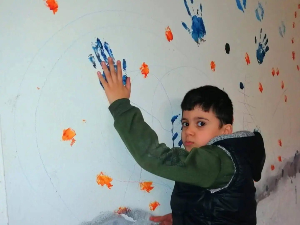 اللاذقية: قرار بإخلاء مقر متخصص بالتوحد يخدم أطفالاً منذ 2006